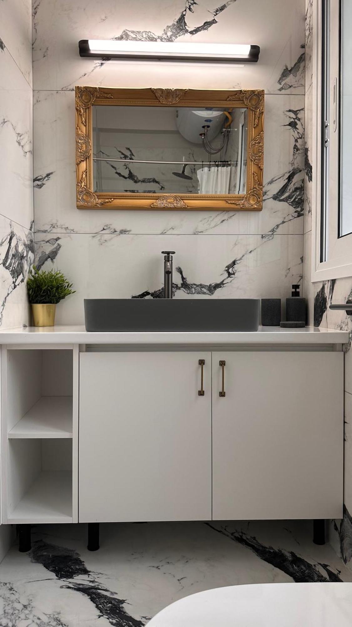 The Notary - Apartment *